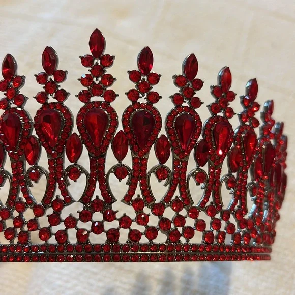 Beautiful ruby inspired tiara. Shiny, glittery, and beautiful. - Picture 2 of 5